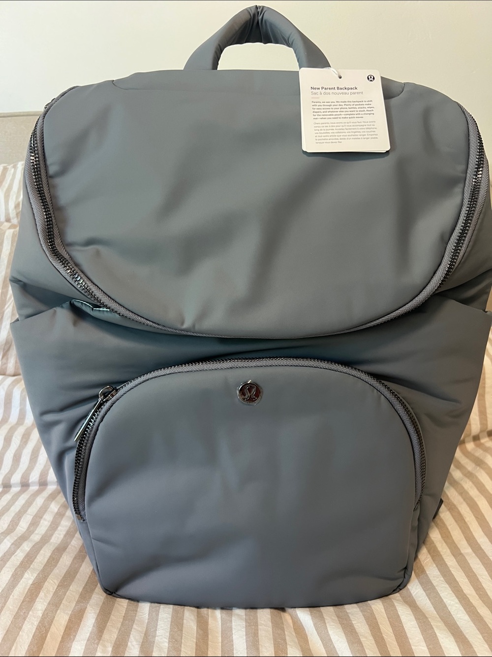 lululemon New Parent Backpack — Solar  Grey (Ocean interior)- Gender neutral